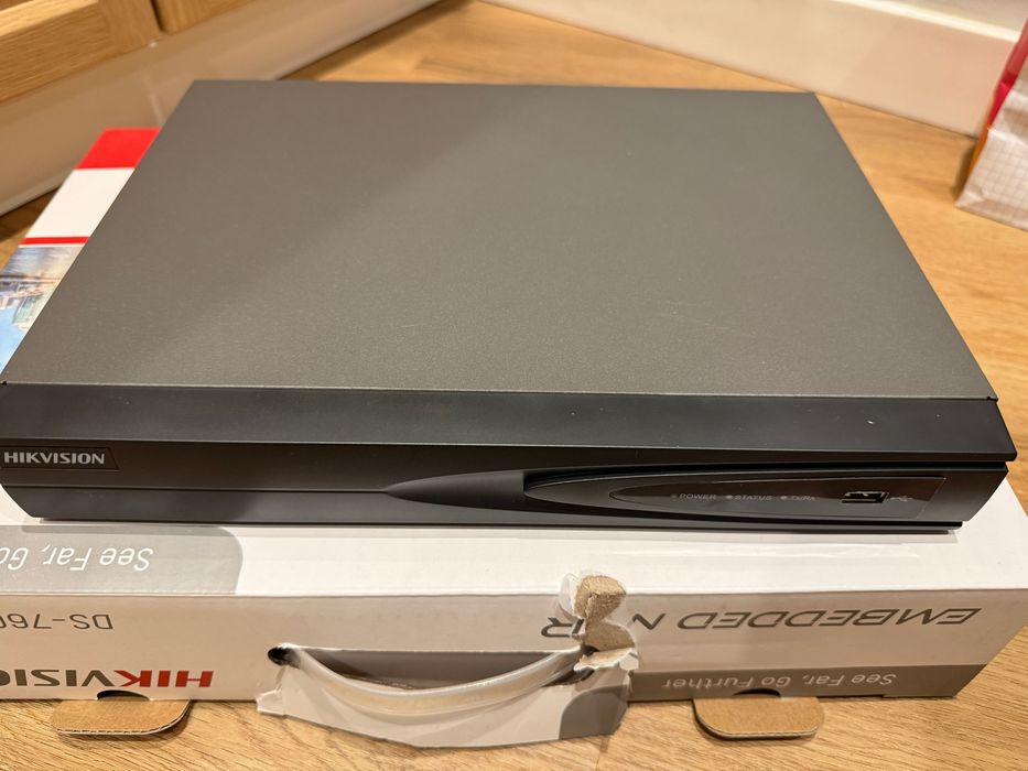 Rejestrator Hikvision DS-7604NI-K1