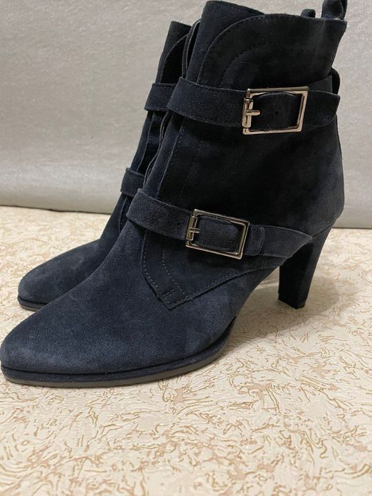 НОВІ брендові іспанські елегантні  шкіряні черевики 37