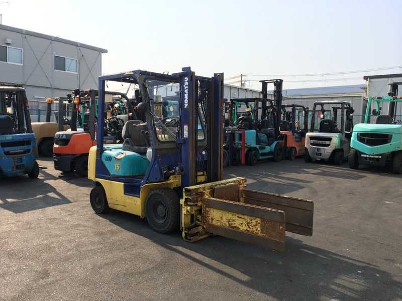 Вилковий автонавантажувач Komatsu з 2-а додатковими гідролініями