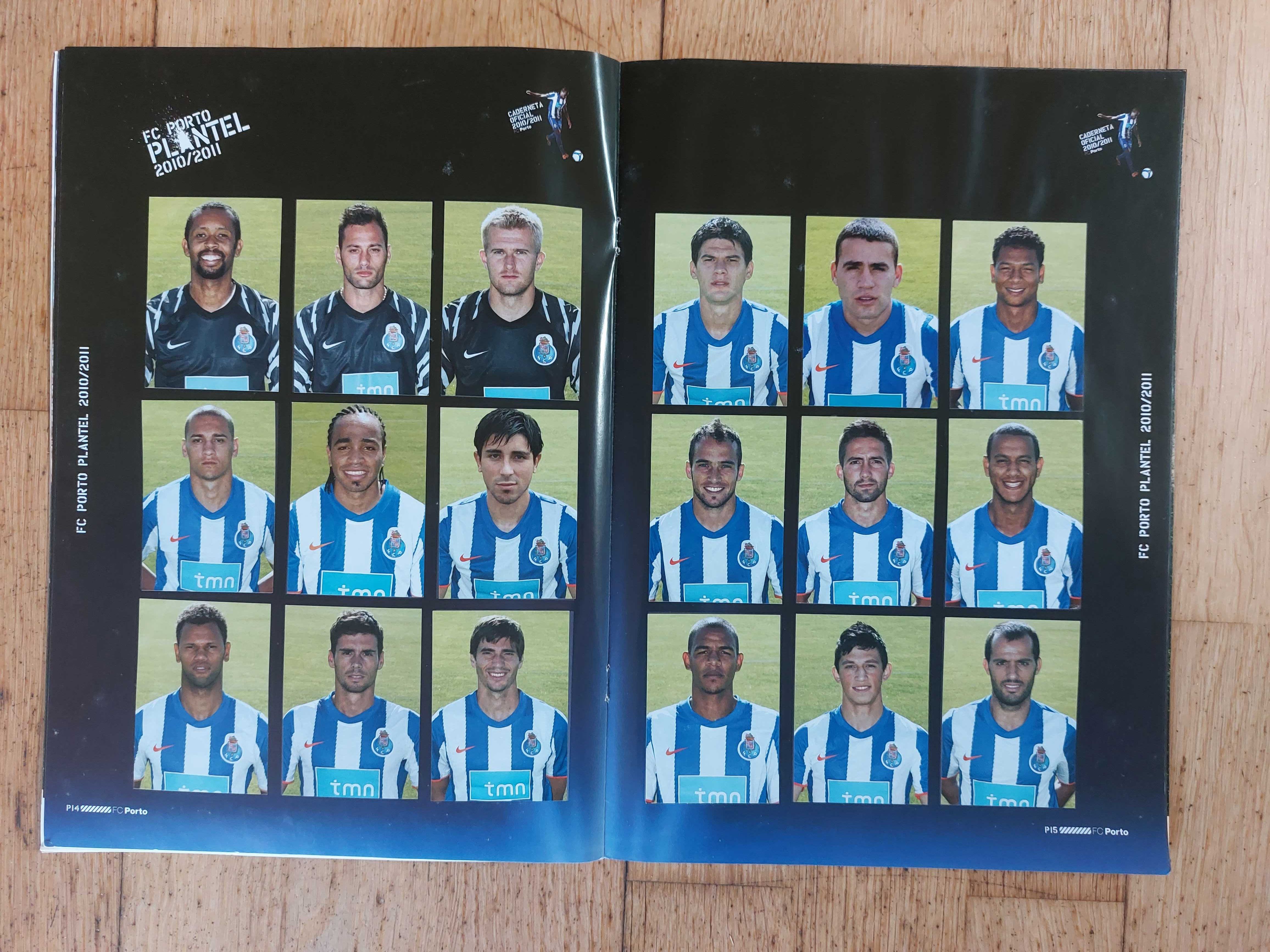 Caderneta oficial FC Porto 2010-11 - Completa