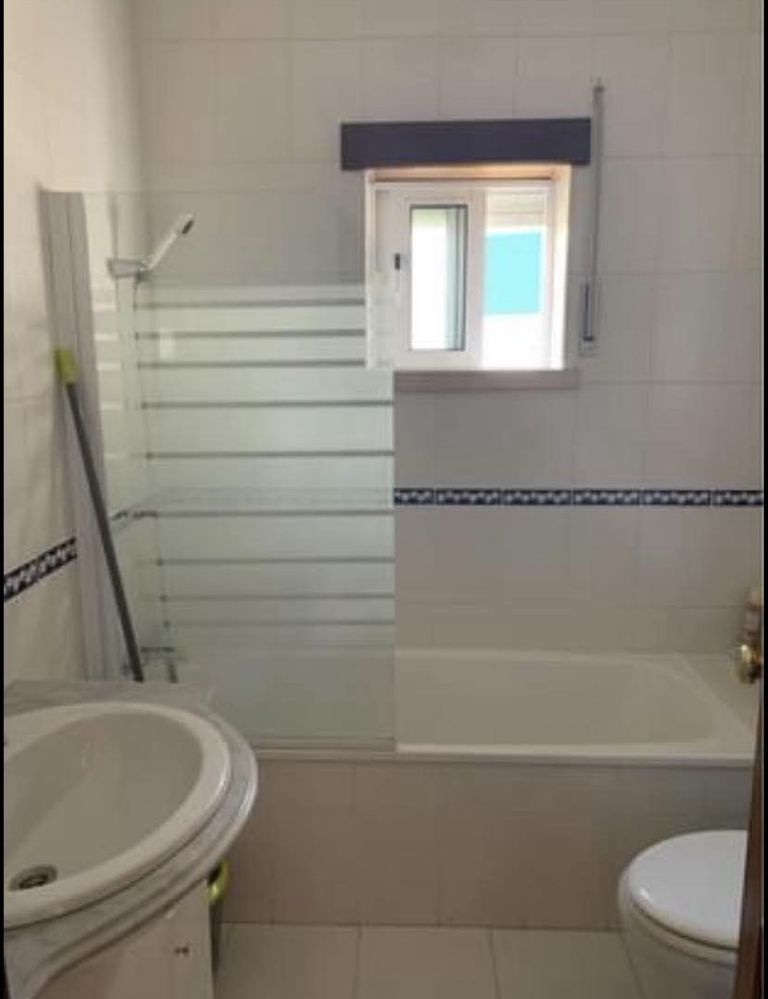 Quarto rapariga- Tóvim ( Coimbra)