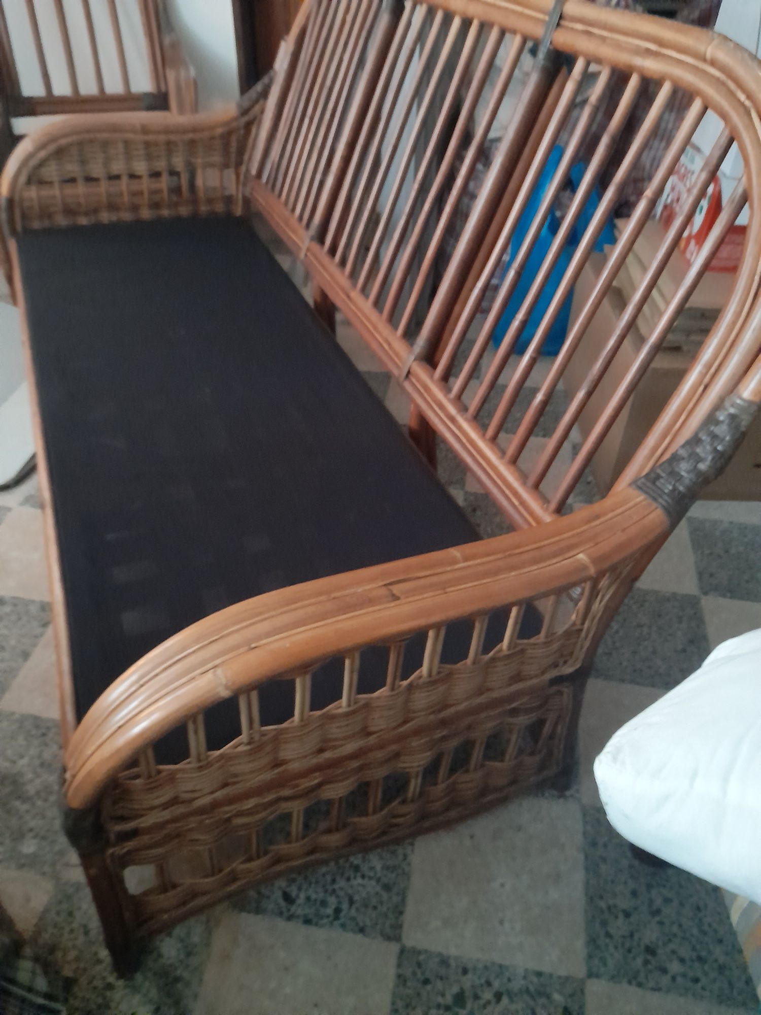 Conjunto de sofás/mesa em bambú