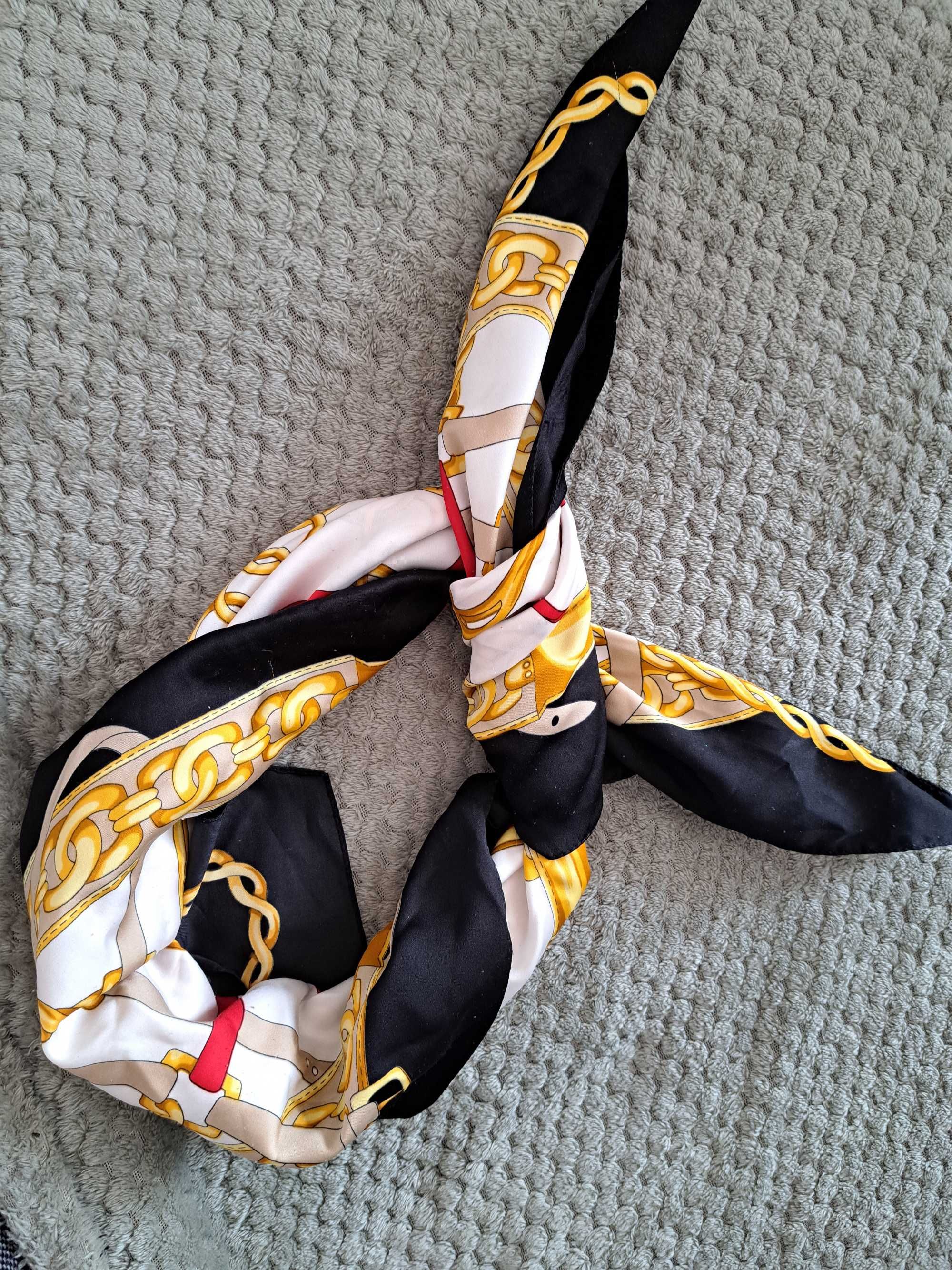 Elegancka chusta/apaszka