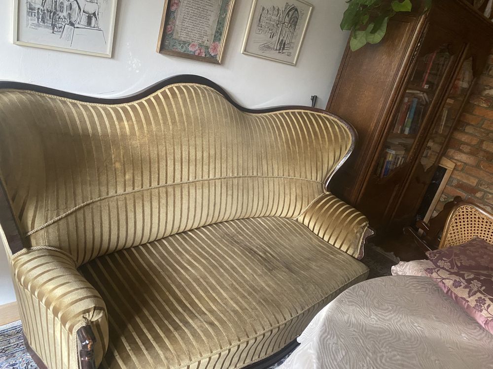 Sofa ludwik XVI stan bardzo dobry jak na ten zabytek