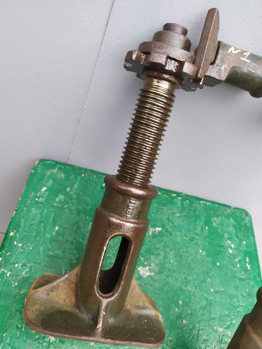 Домкрат УАЗ 2 ТН