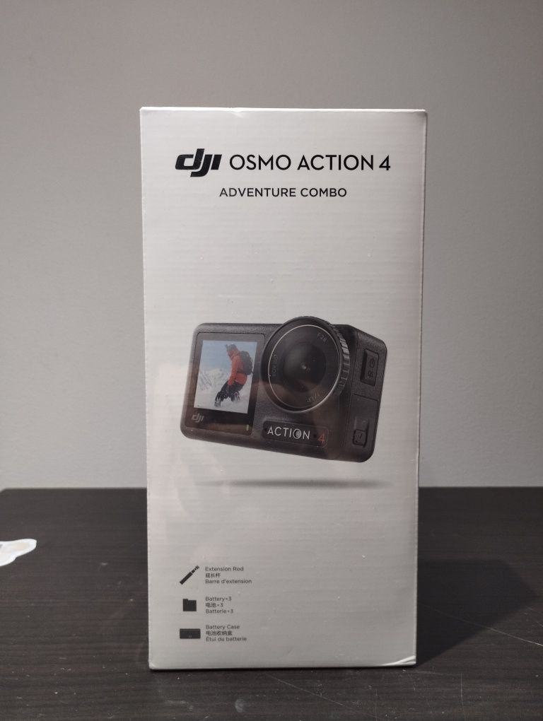 Экшн-камера DJI Osmo Action 4 Adventure Combo