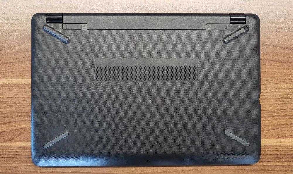 HP 15  (15-bs053ur)