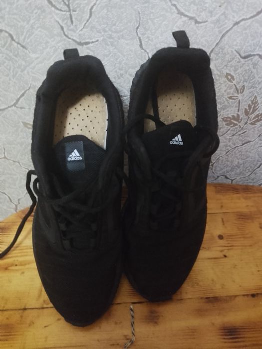 Кросовки adidas 43 размер