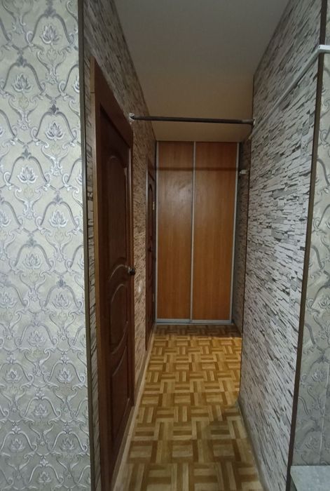 Власник Аренда 2к.кв Жадова Державності