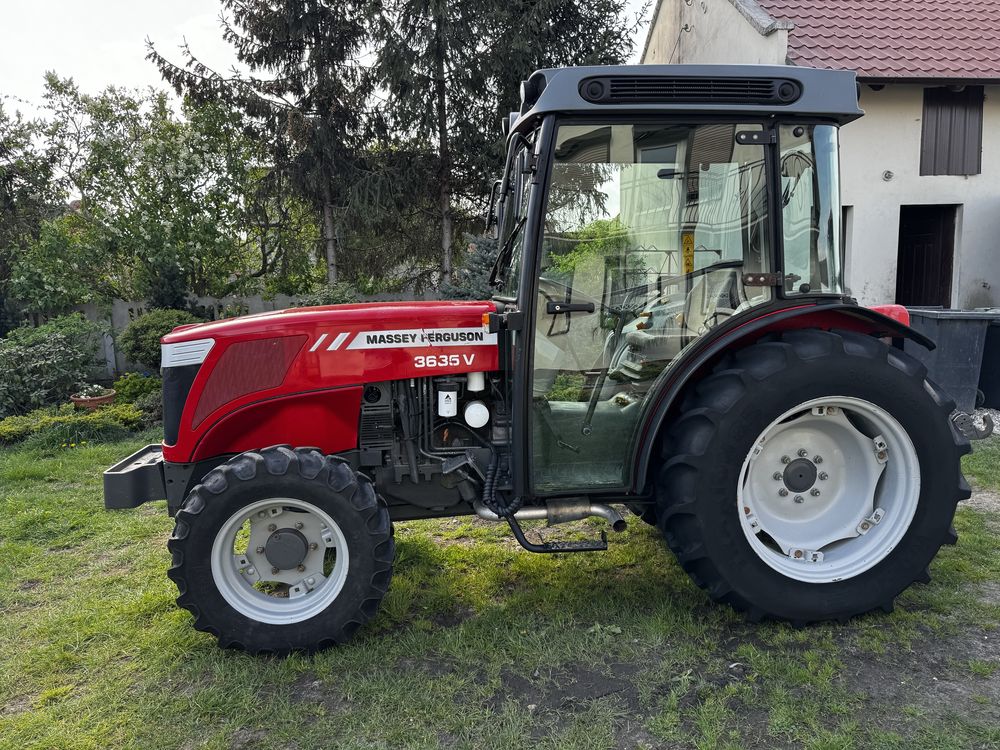 Massey Ferguson 3635 V sadowniczy