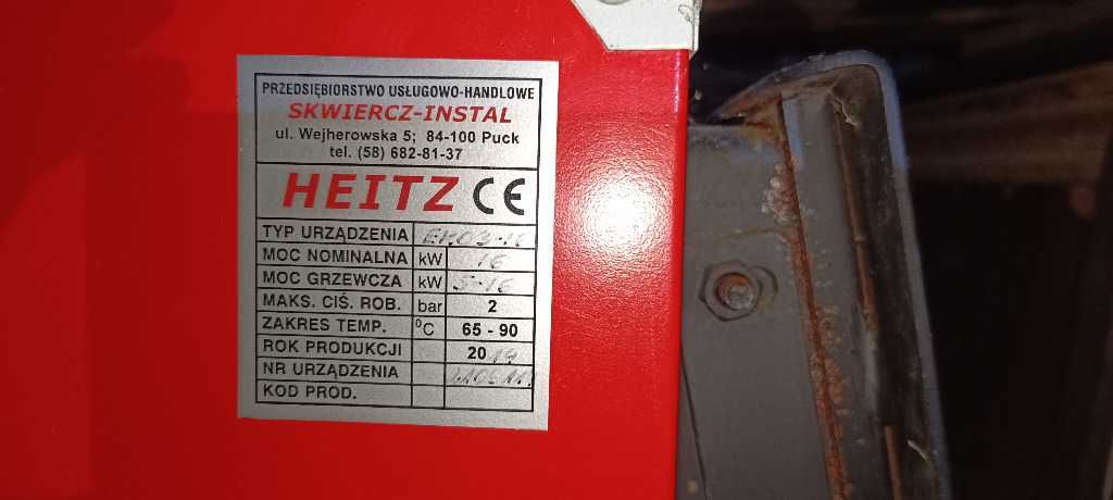 Sprzedam części  pojemnik na eko-groszek 6 lat pracy podajnik