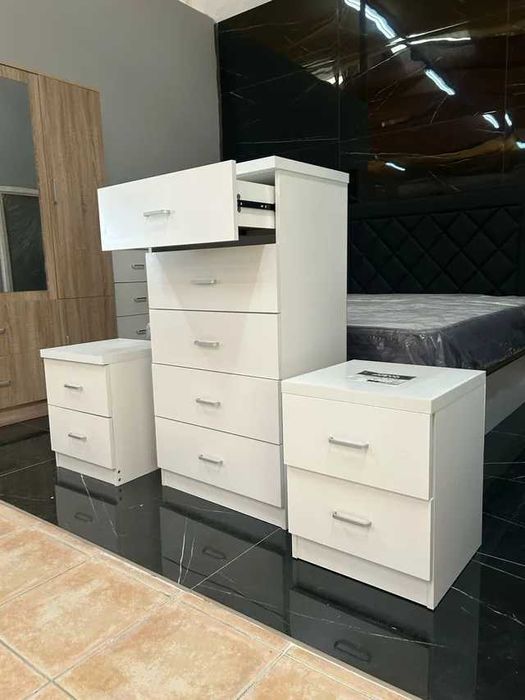 Conjunto de mesa de cabeceira e cómoda - envio grátis