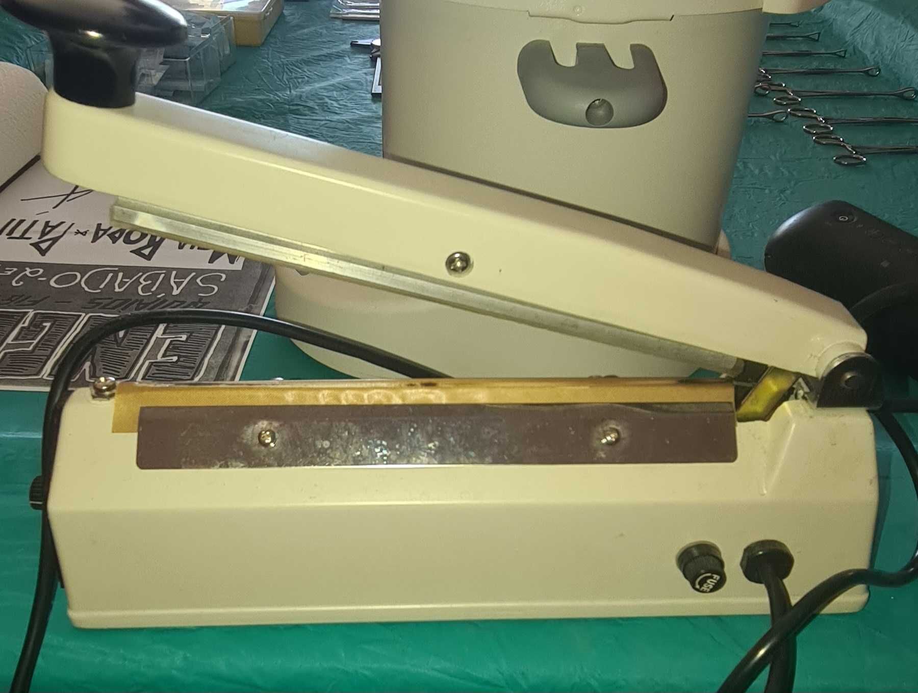 Equipamento de estudio de body piercing