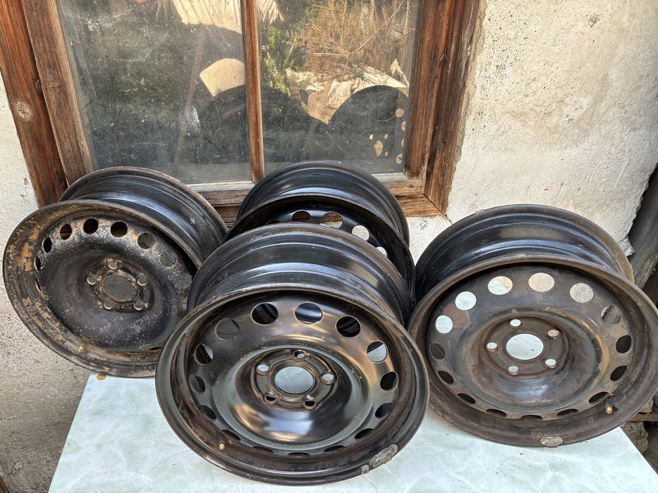 Диски на авто r15