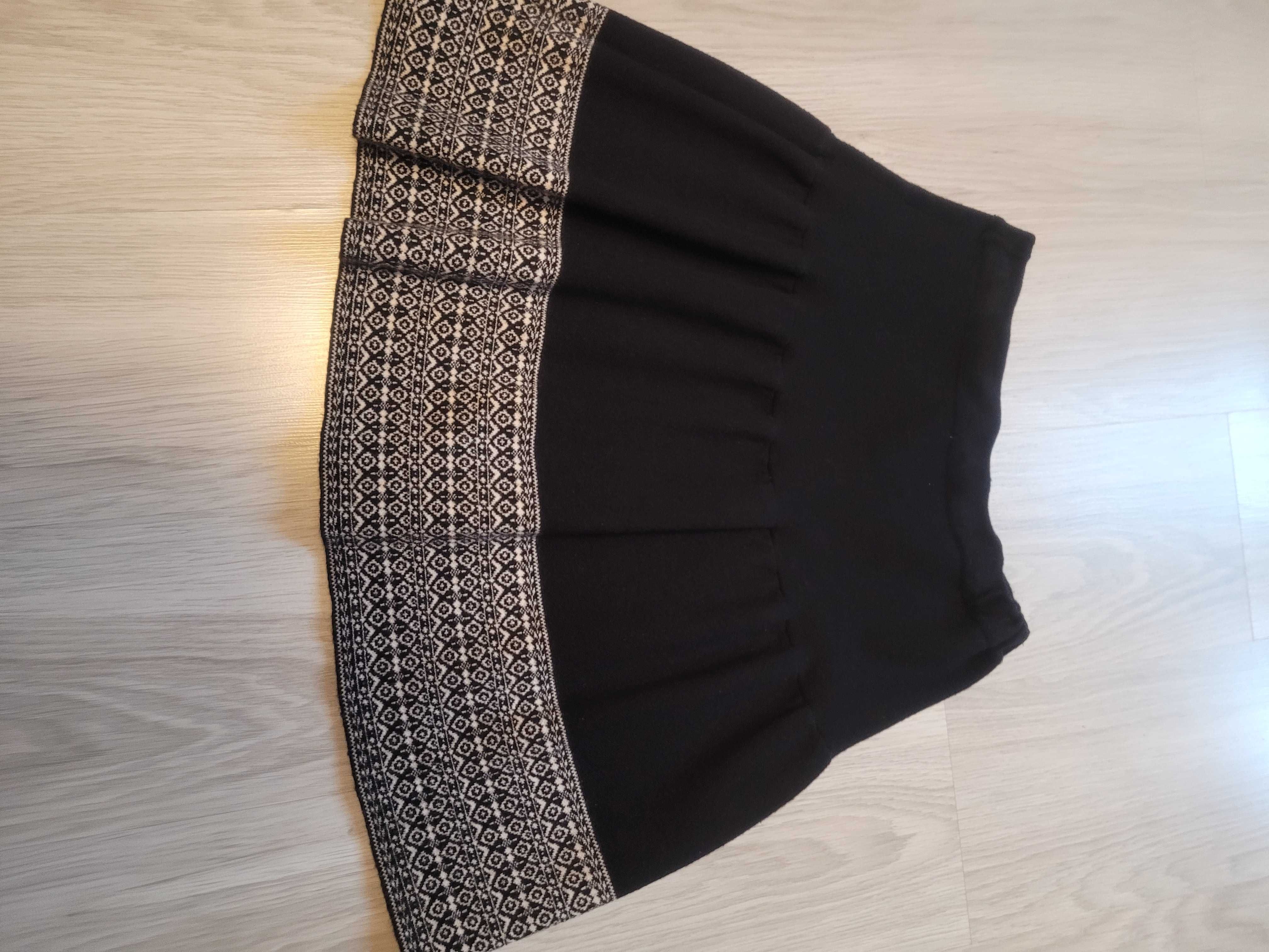 Spódnica swetrowa r40