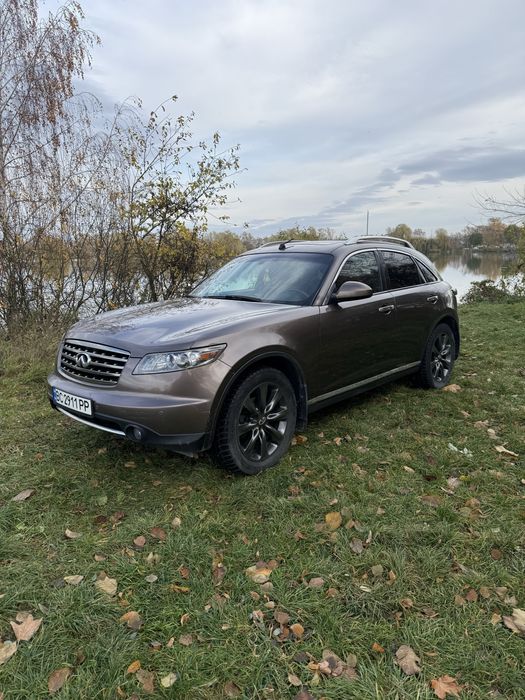 Продам автомобіль INFINITI FX35