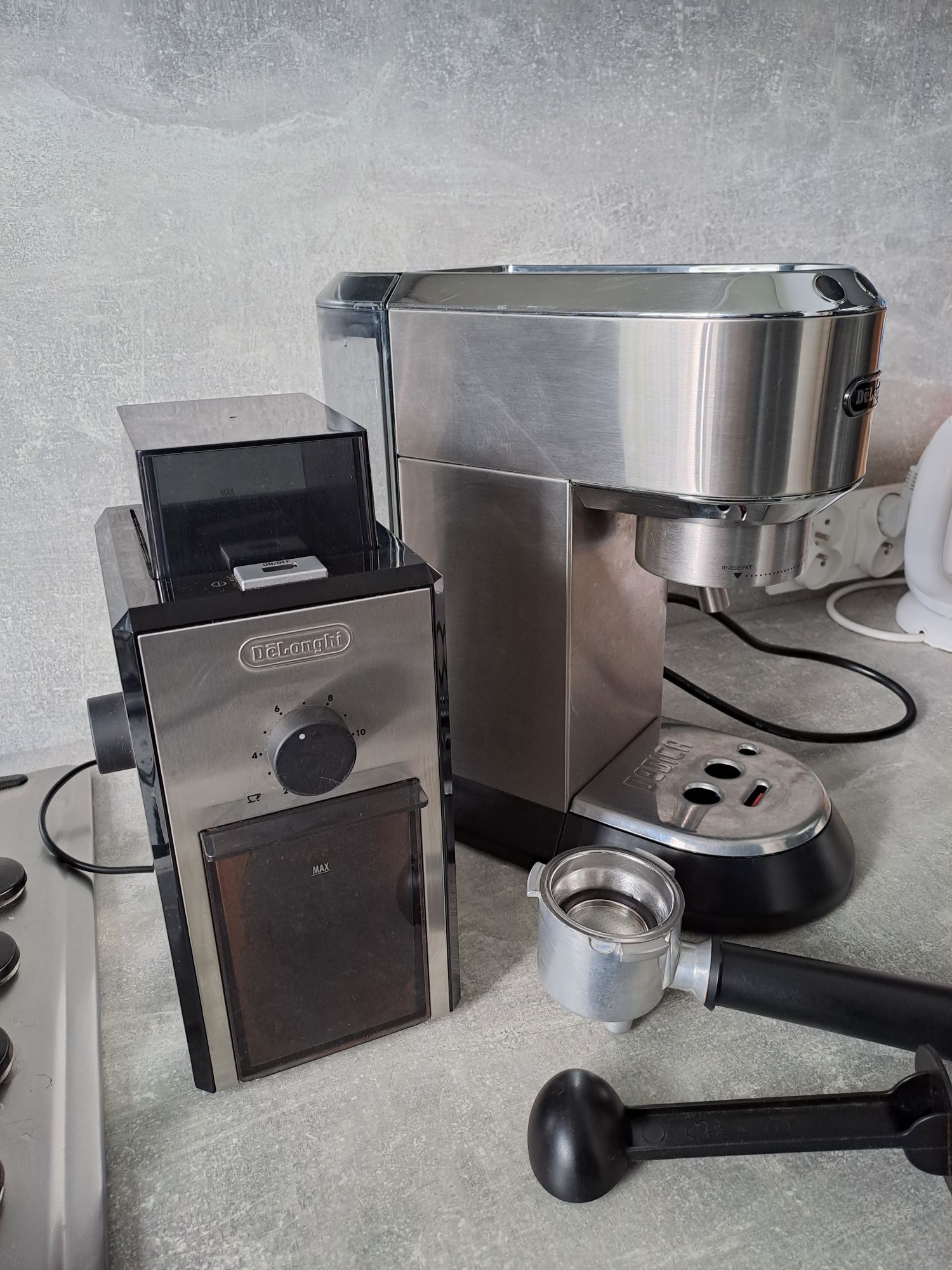 Ekspres kolbowy delonghi