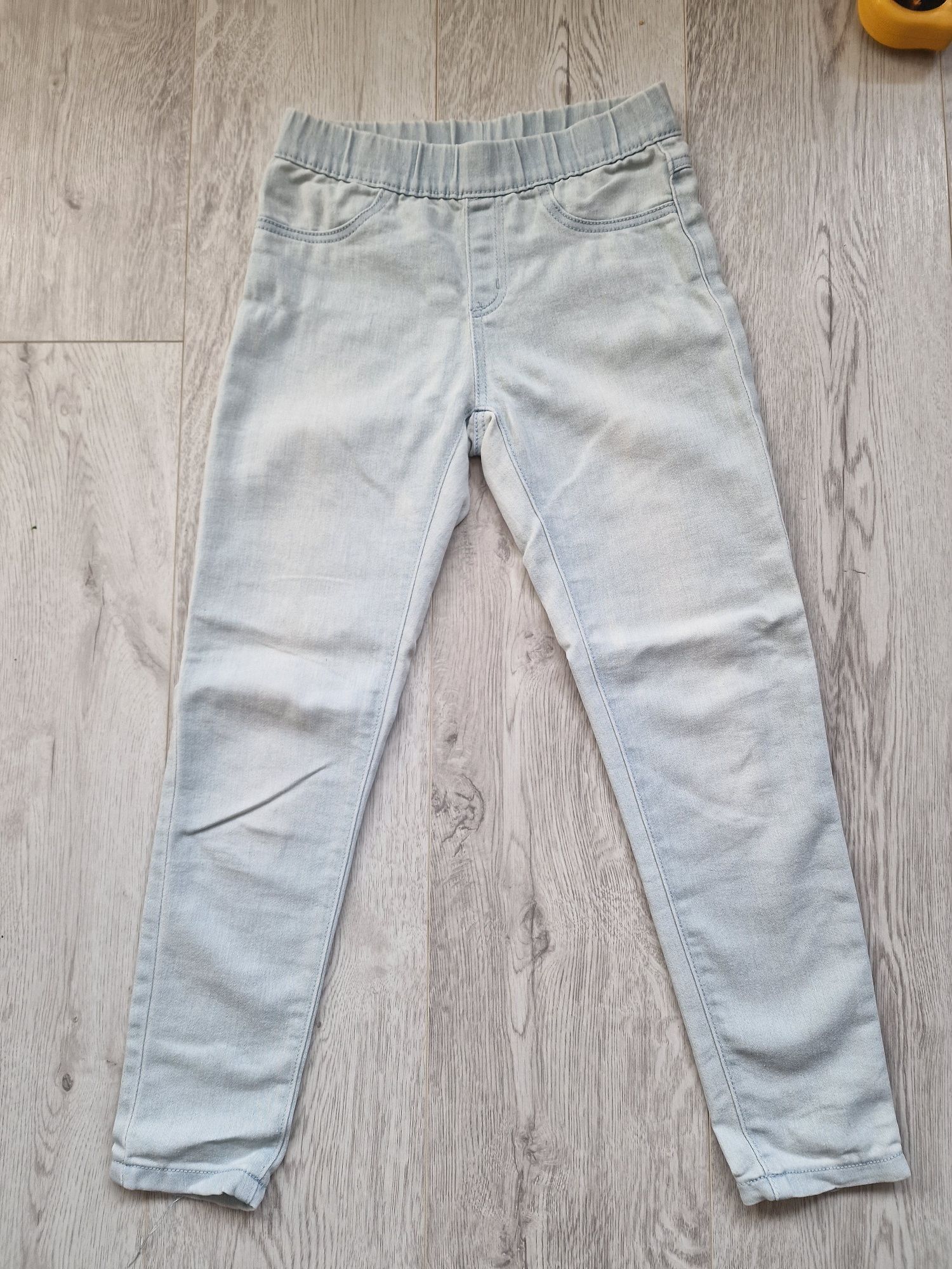 Spodnie cienkie jeansowe r. 140