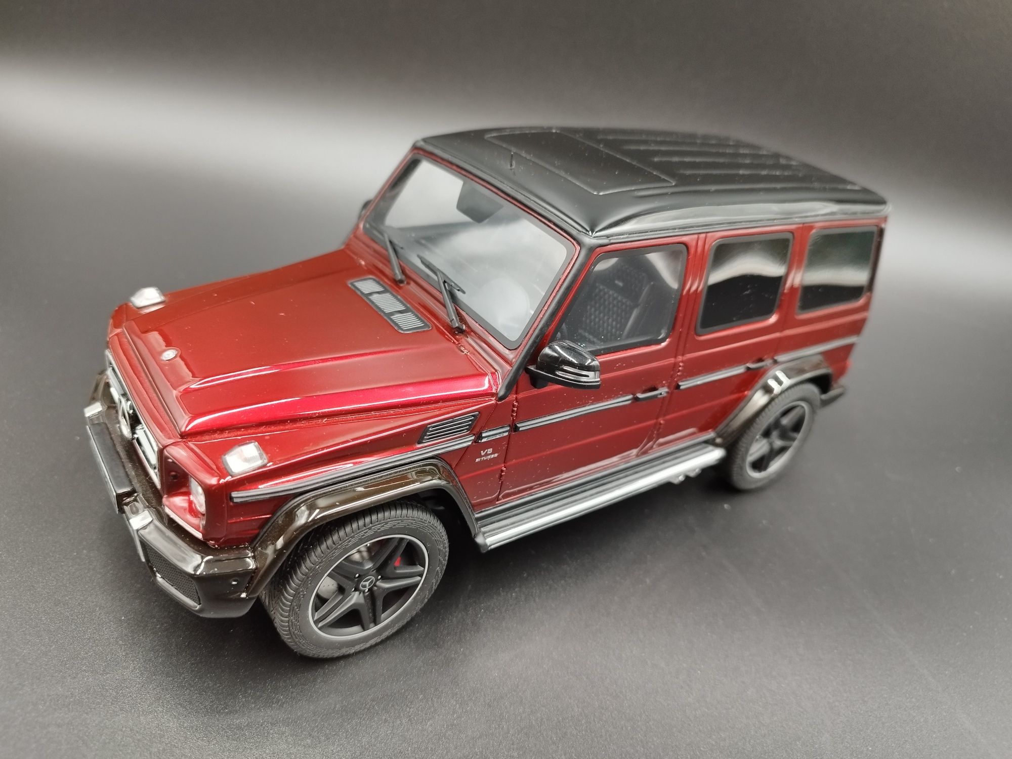 1:18 GT Spirit Mercedes AMG  G63 Crazy Color model