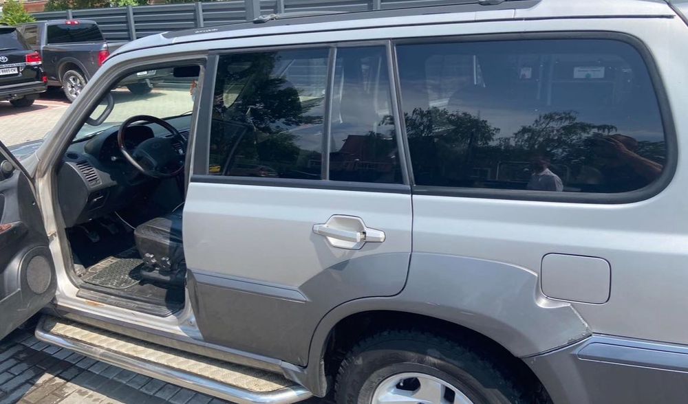 В Черкасах Hyundai Terracan Mitsubishi Pajero