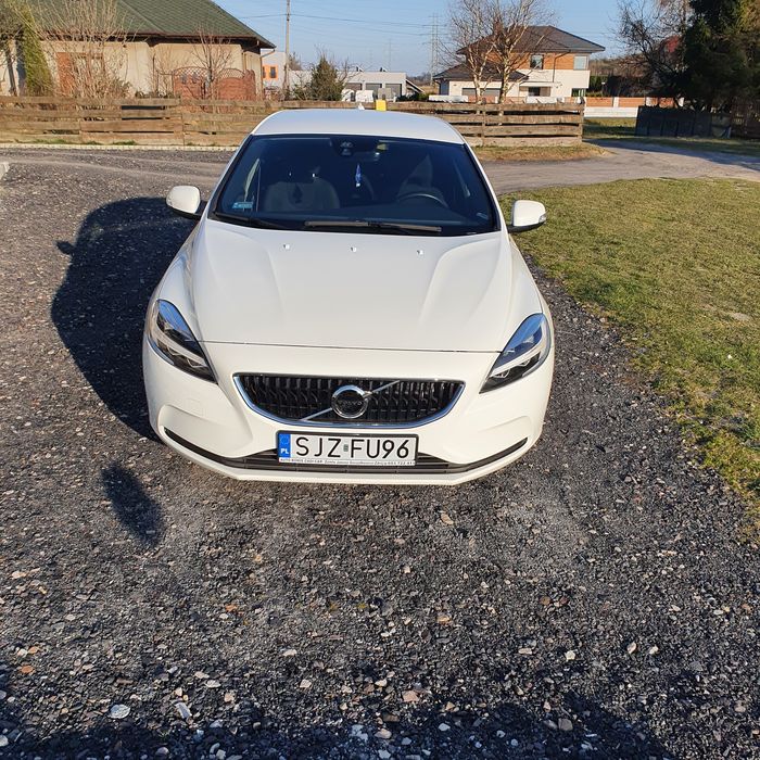 Sprzedam Volvo v40 7,2 full led system