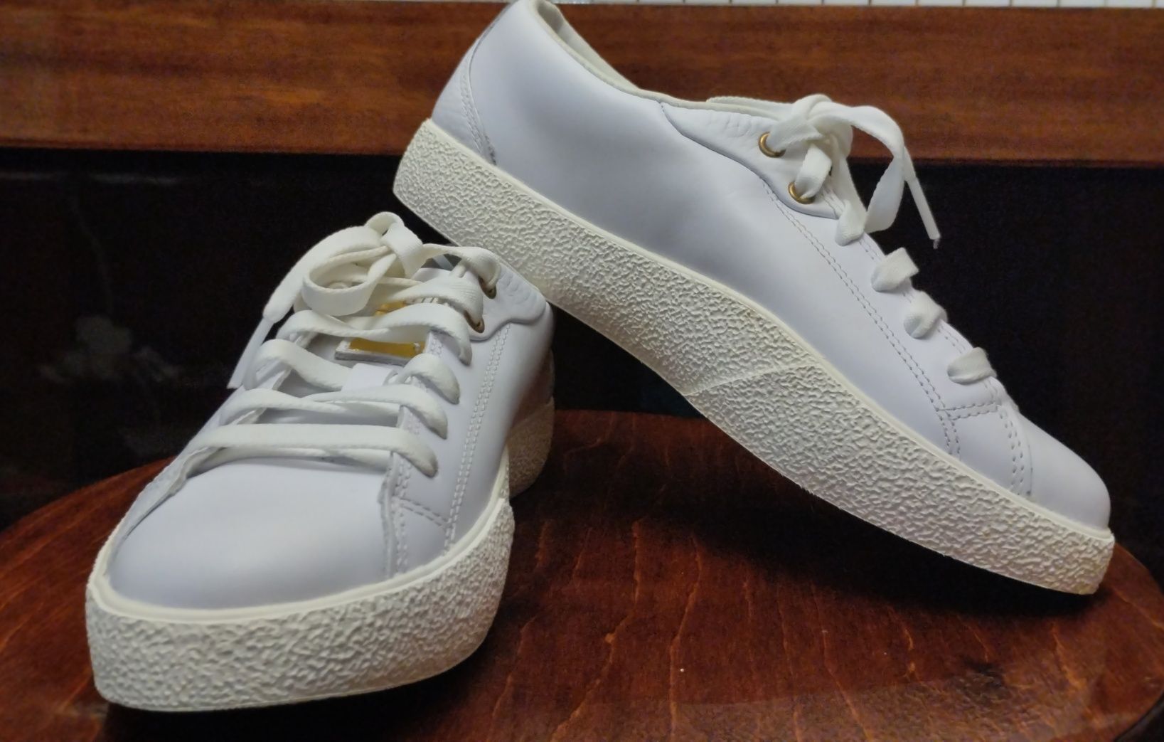 Женские кроссовки Puma Love Twist Wn's 37344801 кожаные