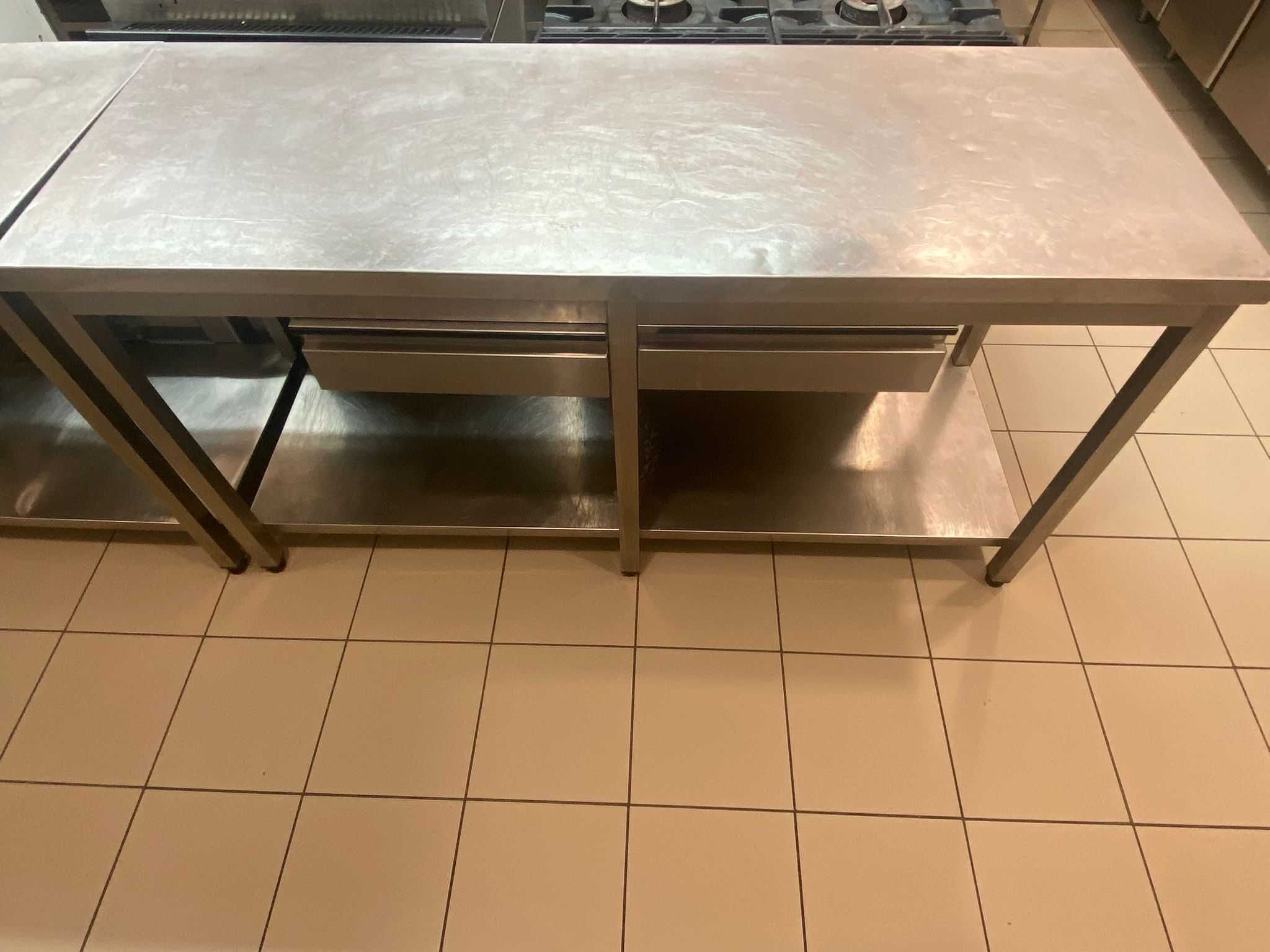 Bancada de cozinha em INOX com 2 gavetas