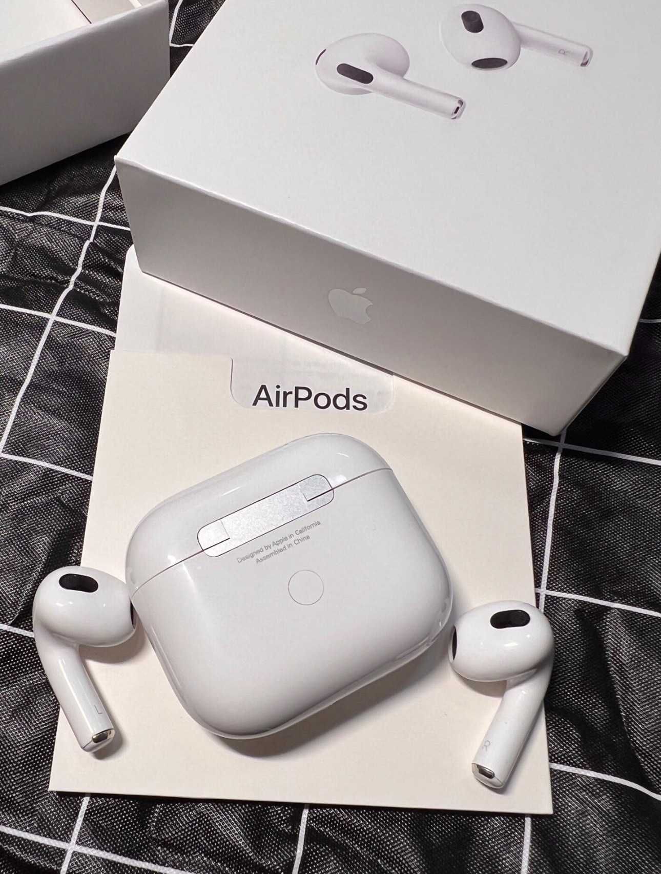 SPRZEDAM AirPods Apple