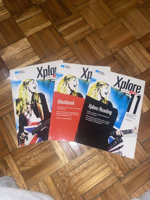 Livros Escolares Xplore (Inglês) - 11° ano