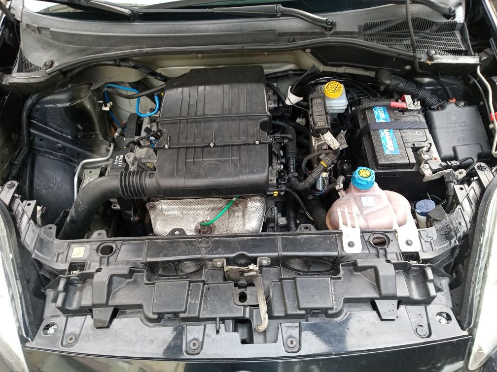 Fiat Punto 2016 start & stop