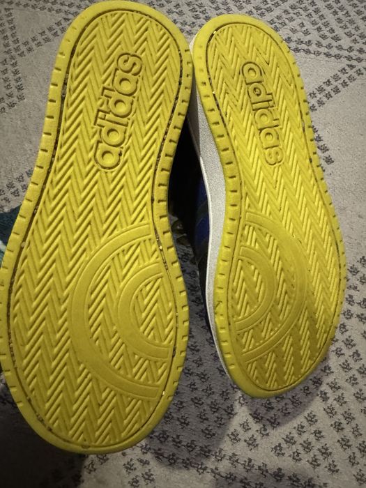 Демисезонные ботинки хайтопы высокие кроссовки adidas адидас