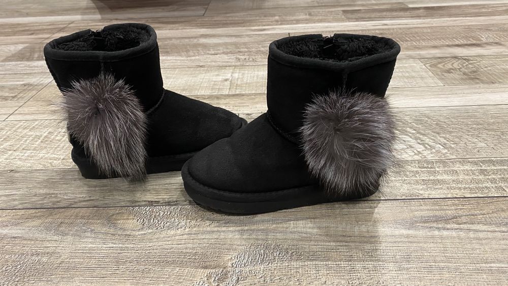 Угги, ugg замшевые на девочку 29 р. 18-18,5 см