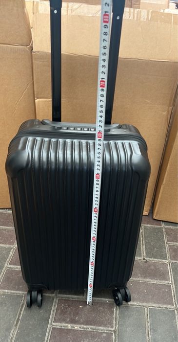 Нова              валіза