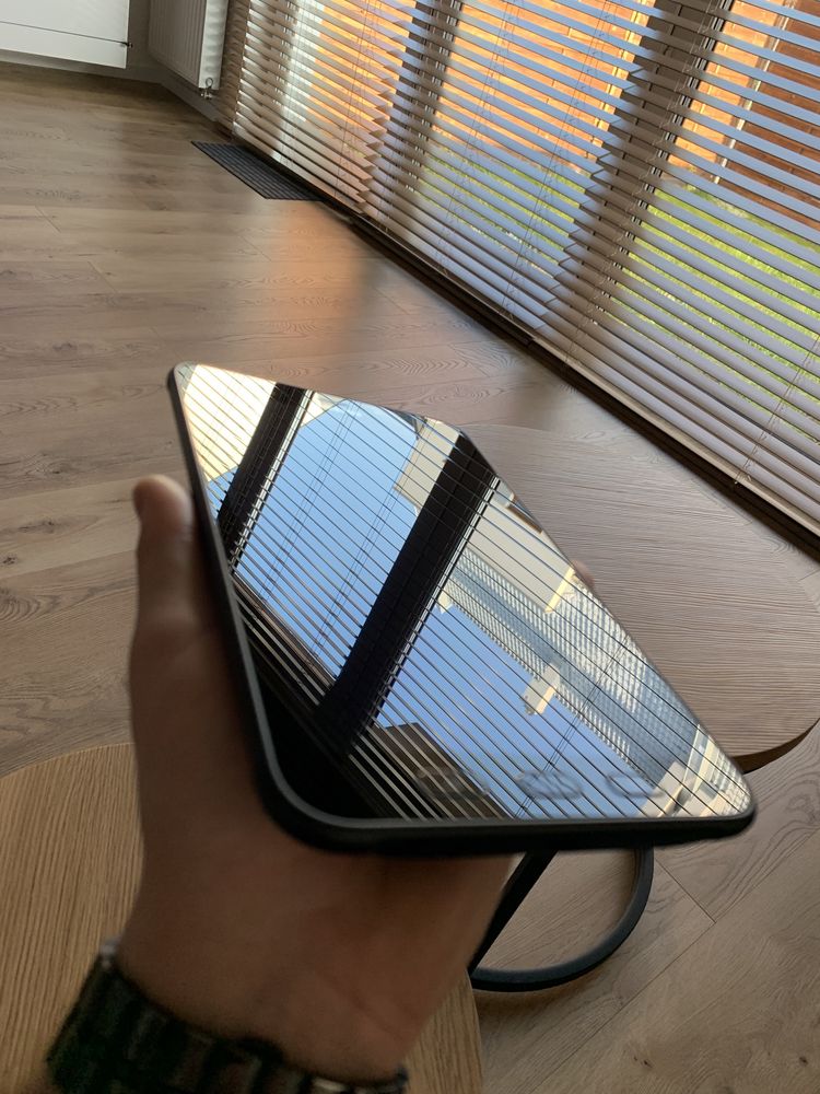 Samsung SM-T395 Black