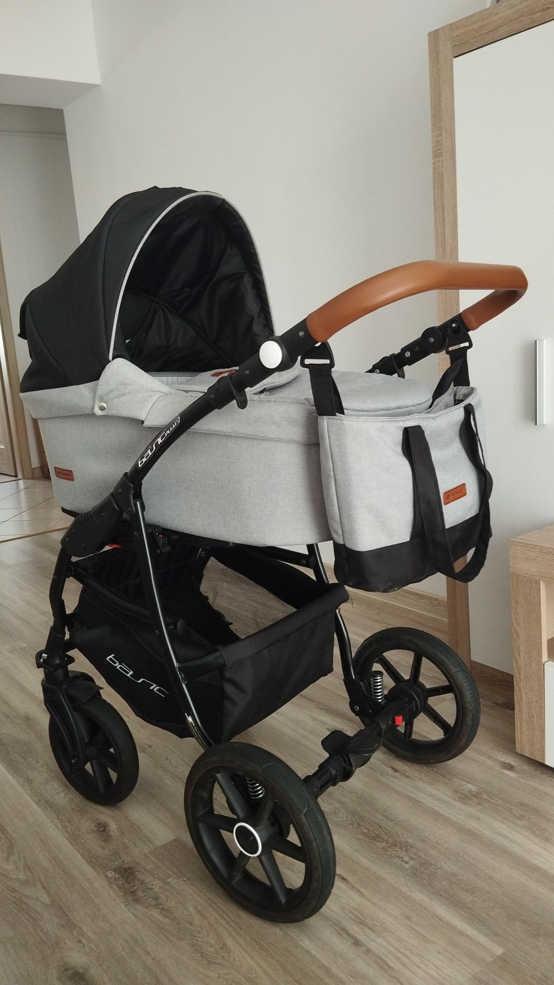 Sprzedam wózek Riko Basic