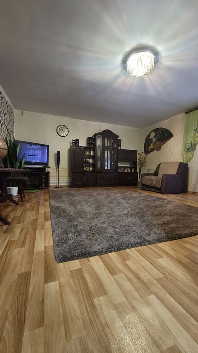 Продам 3х кімнатну квартиру.