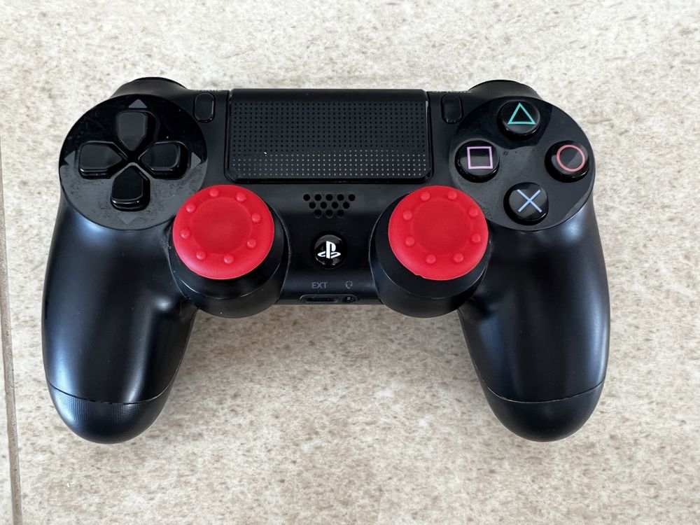 Konsola Sony PlayStation 4 1TB czarny Pady x2 + 5 gier