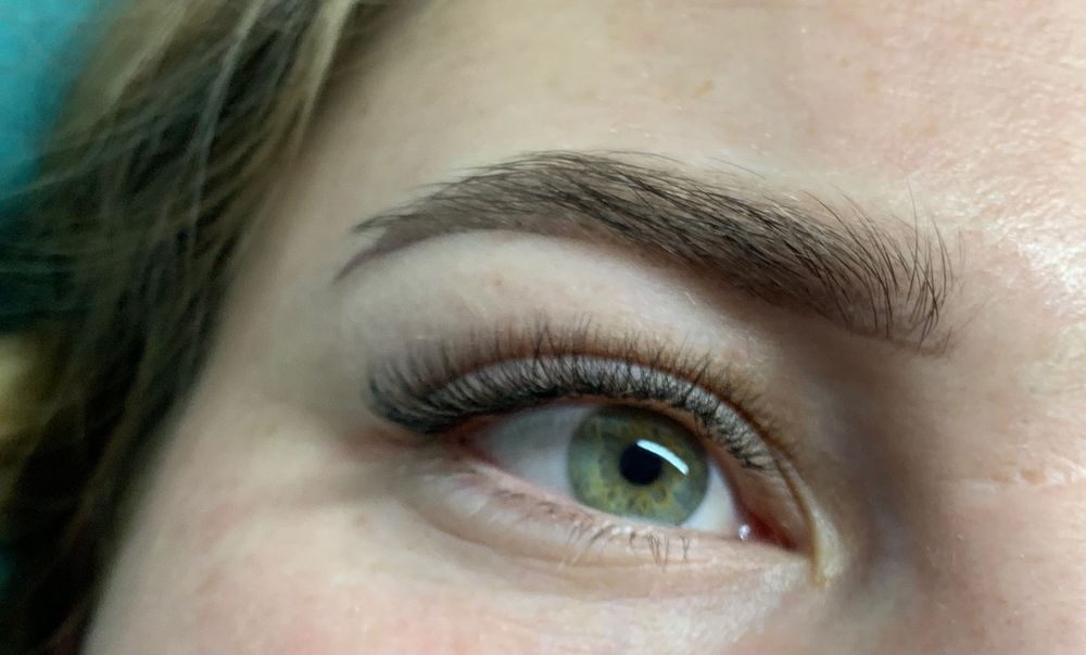 Нарощування вій,оформлення та фарбування брів,ламінування брів/вій