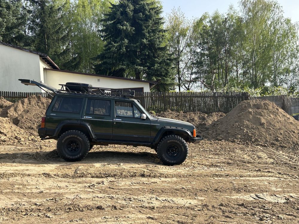 Sprzedam Jeep Cherokee XJ 4.0 Benzyna Automat – 1996