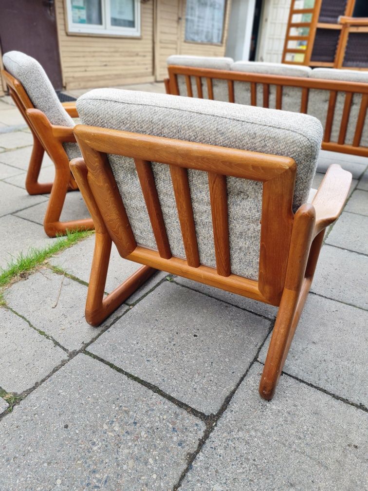 Sofa plus dwa fotele tekowe marki KOMFORT, Dania lata 70 ,mid-century