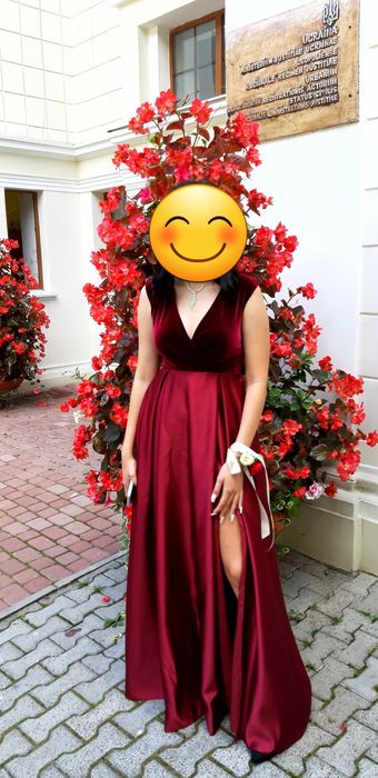 Нарядне ,вечірнє плаття на випускний,весілля