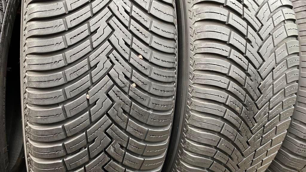 oc.8839 Opony 215/65R17 Pirelli AllSeason SF2 2szt RUDA ŚLĄSKA