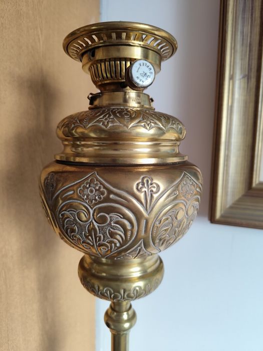 Stojąca lampa naftowa duża