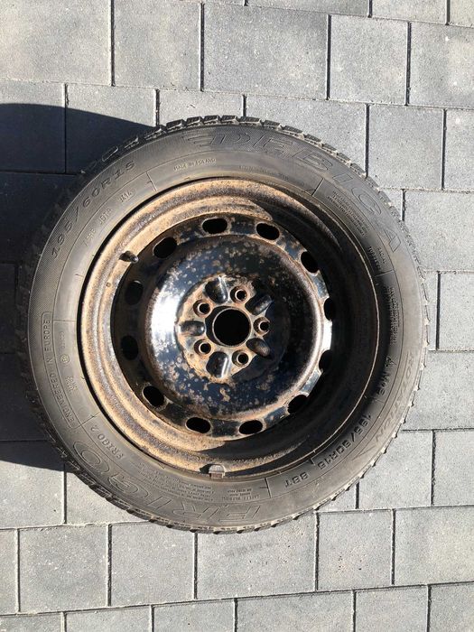 Felgi stalowe wraz z oponami R15 195/60
