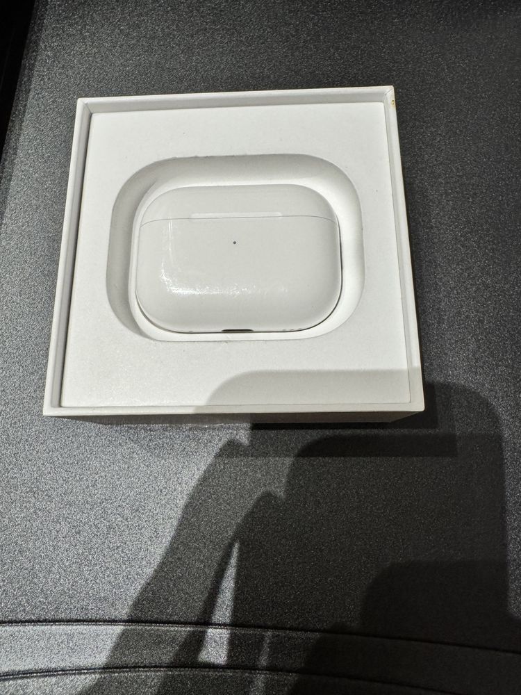 APPLE AirPods Pro 2 gen, Seria A3047 Biały (Etui z USB-C)