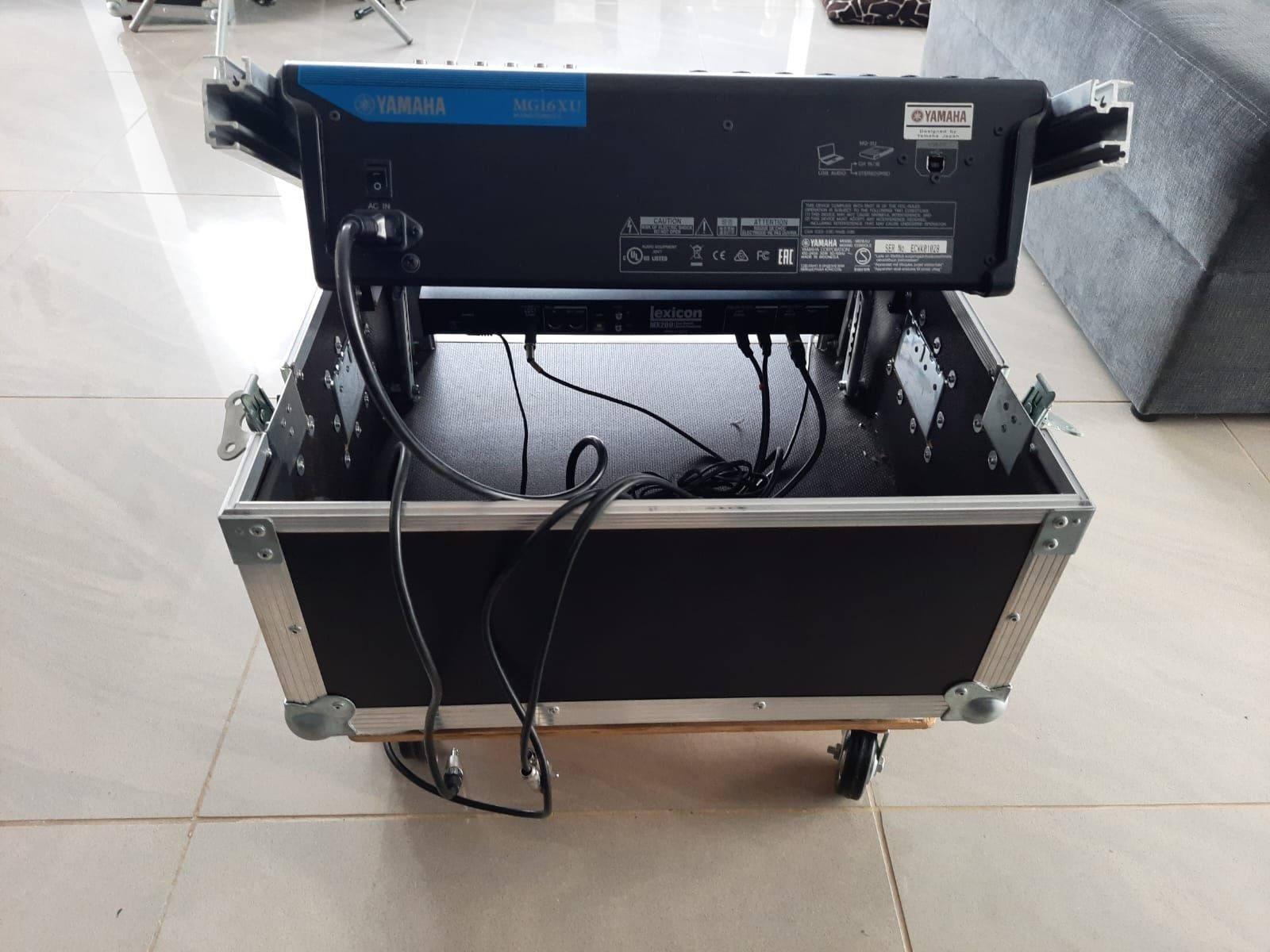 Mikser Yamaha MG 16XU