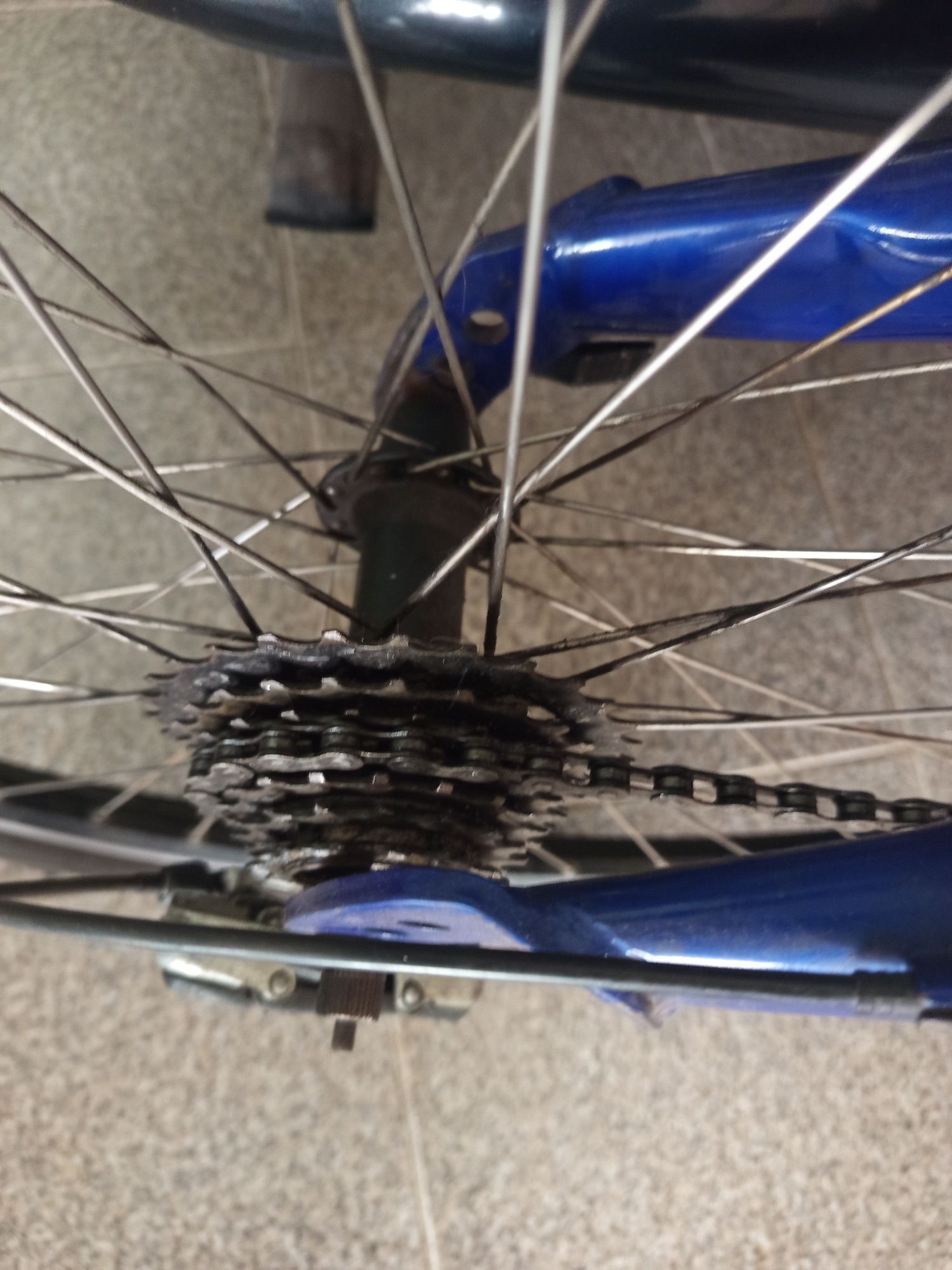 Vendo bicicleta.