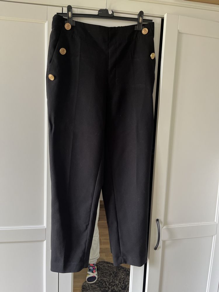 Zara 38/M klasyczne czarne spodnie eleganckie zlote guziki