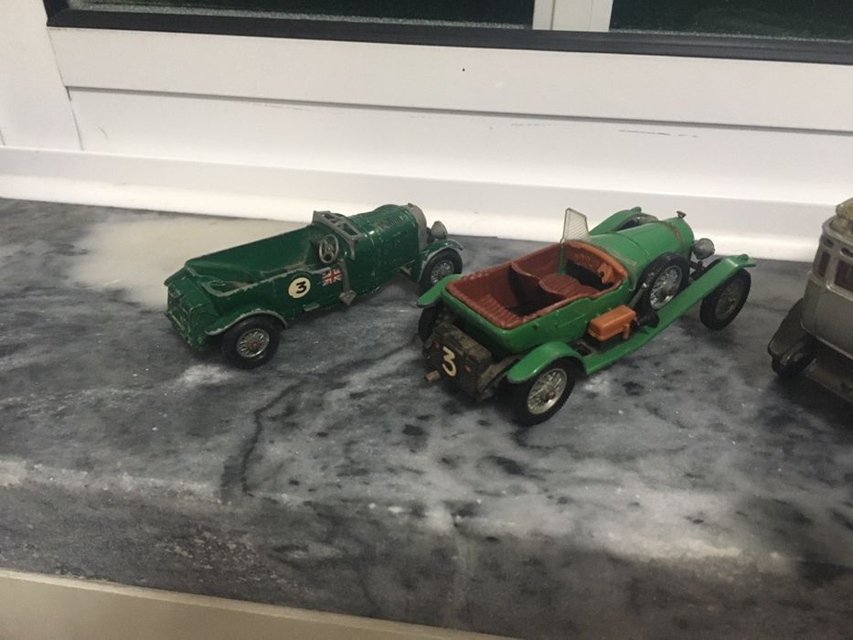 Carro corgi toys - Bentley, Rolls, Citroen, Ford T