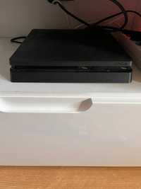 PlayStation 4 slim 1T